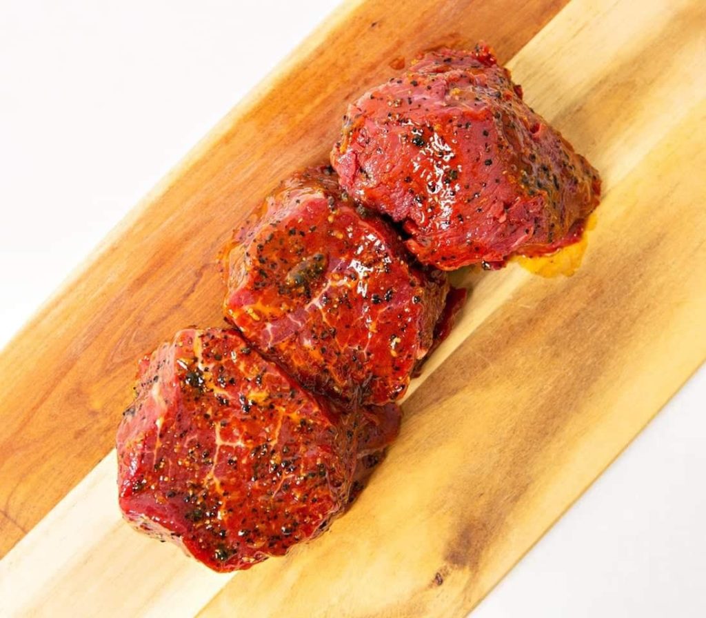 Kj&ouml;tb&uacute;&eth;in | S&eacute;rfr&aelig;&eth;ingar &iacute; nautakj&ouml;ti | Veislu&thorn;j&oacute;nusta | Grens&aacute;svegi 48