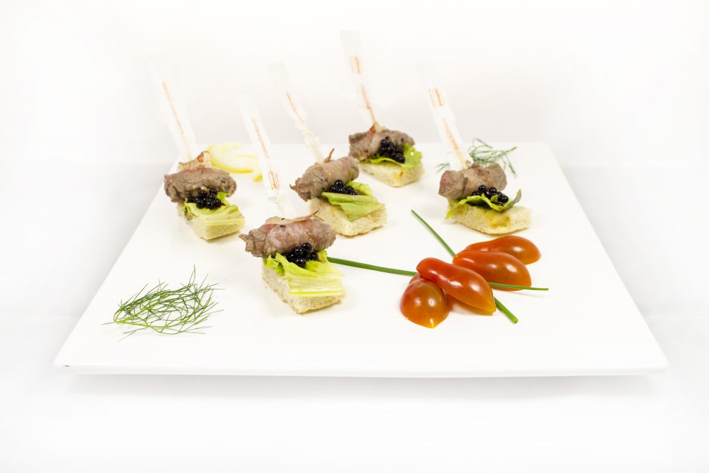 Kj&ouml;tb&uacute;&eth;in | S&eacute;rfr&aelig;&eth;ingar &iacute; nautakj&ouml;ti | Veislu&thorn;j&oacute;nusta | Grens&aacute;svegi 48