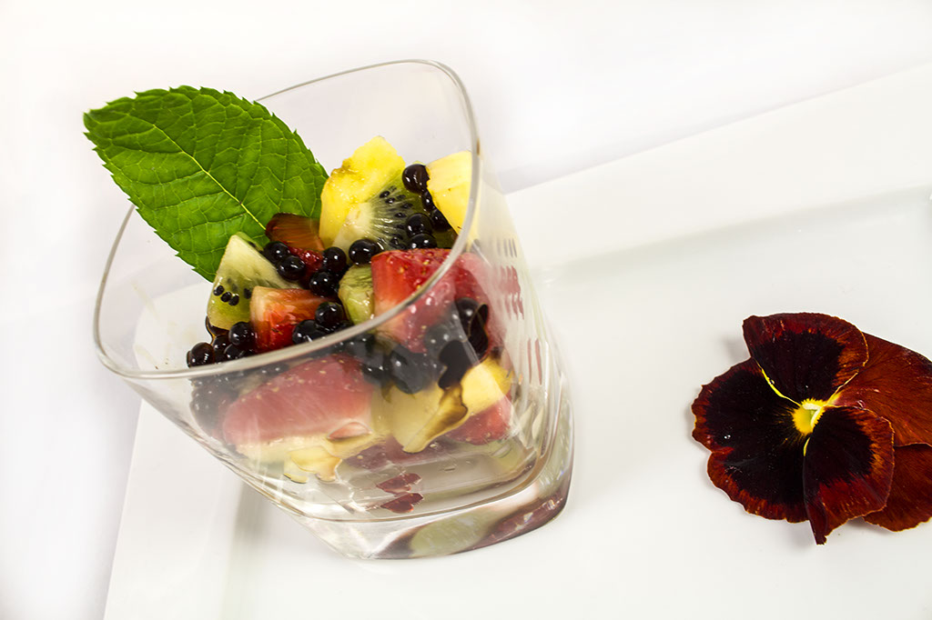 Kj&ouml;tb&uacute;&eth;in | S&eacute;rfr&aelig;&eth;ingar &iacute; nautakj&ouml;ti | Veislu&thorn;j&oacute;nusta | Grens&aacute;svegi 48